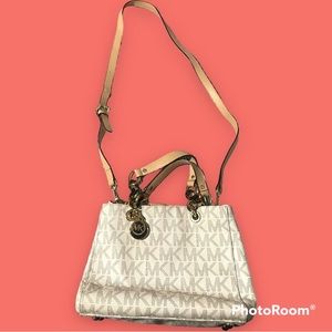 Michael Kors Crossbody